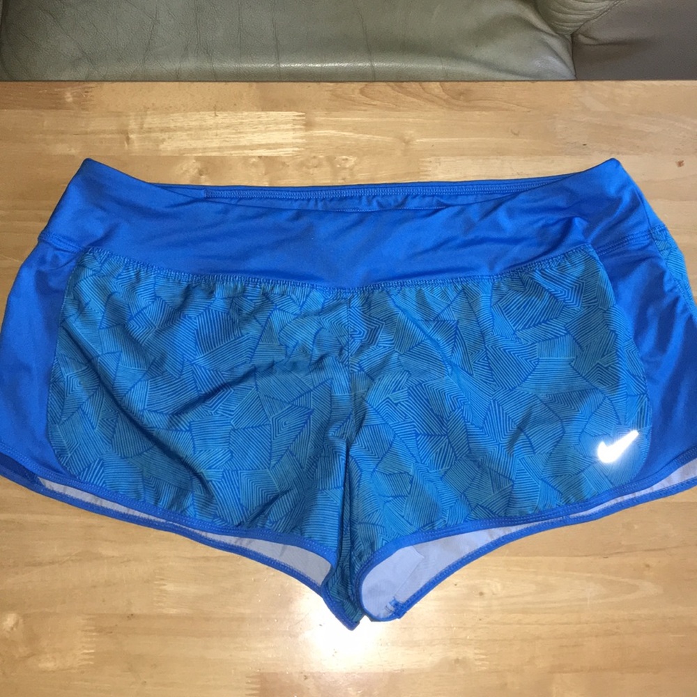 Nike Dry fit running shorts sz XL
